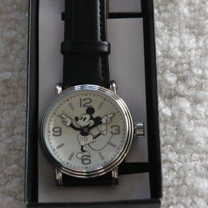 Disney Men's W001853 Mickey Mouse Silver-Tone Watch With Black Faux-Leather Band